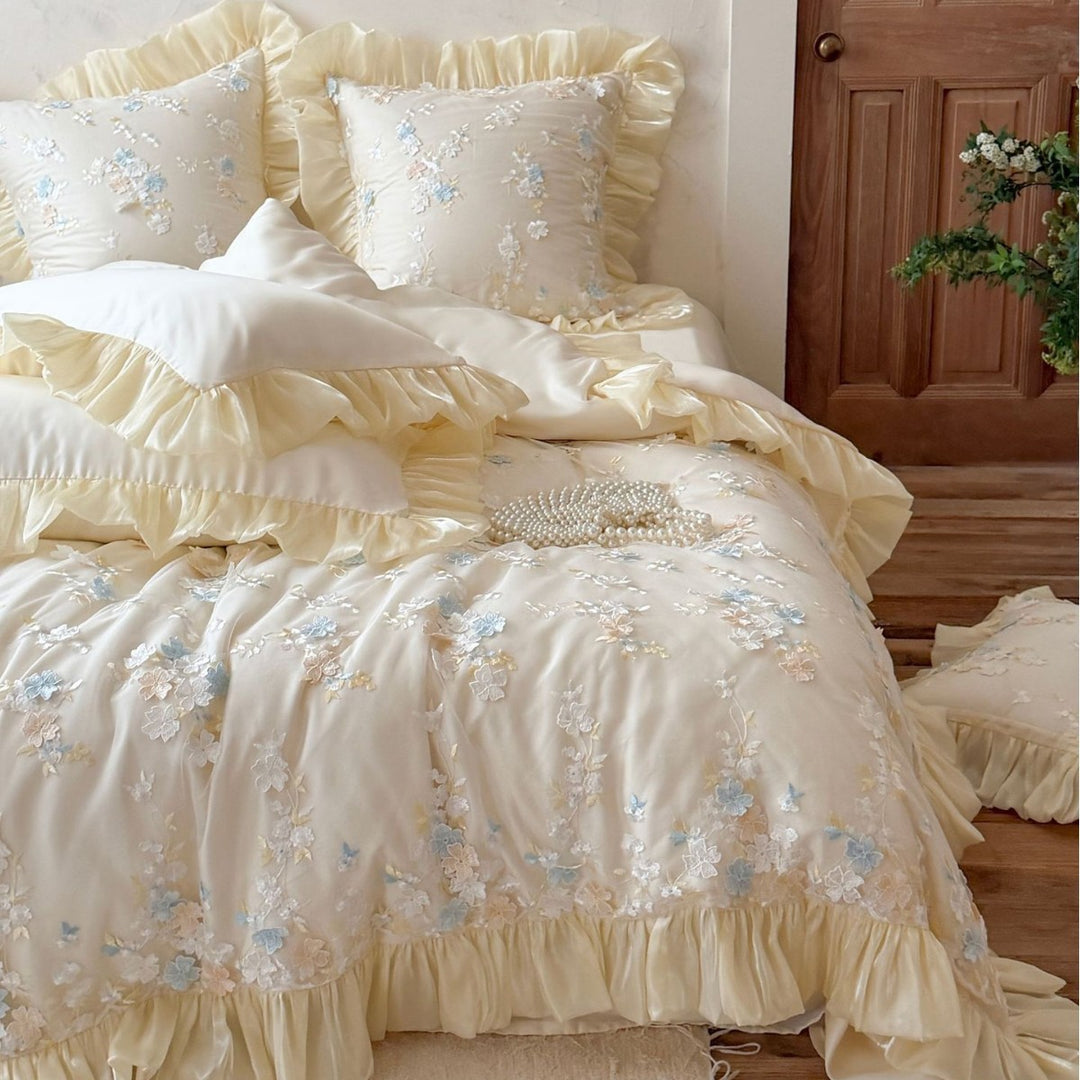 Luxurious satin bed set