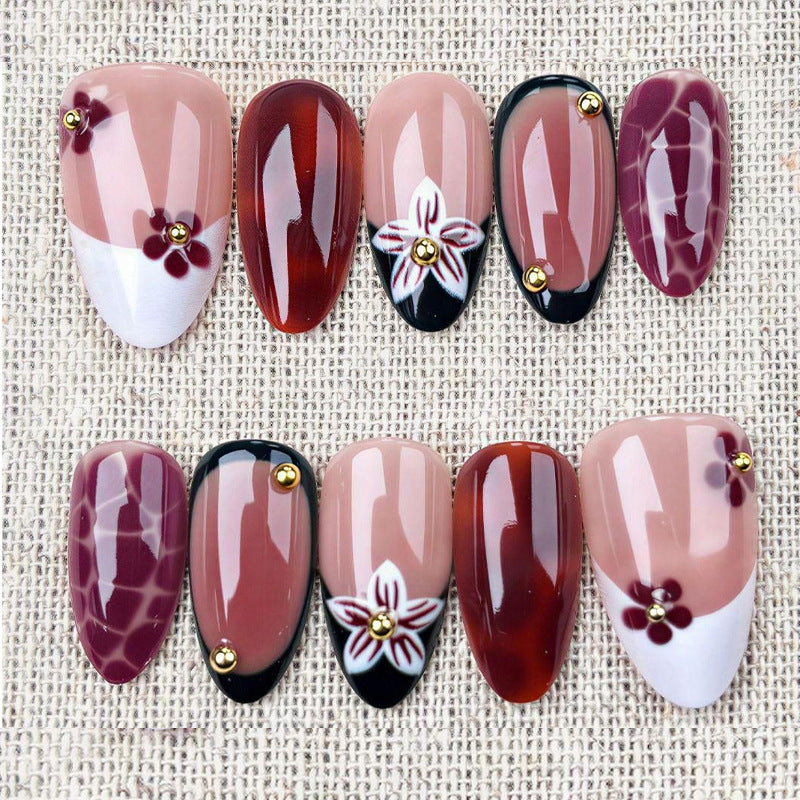 Elegant Floral Patterned Press-On Nail Art Kalsten