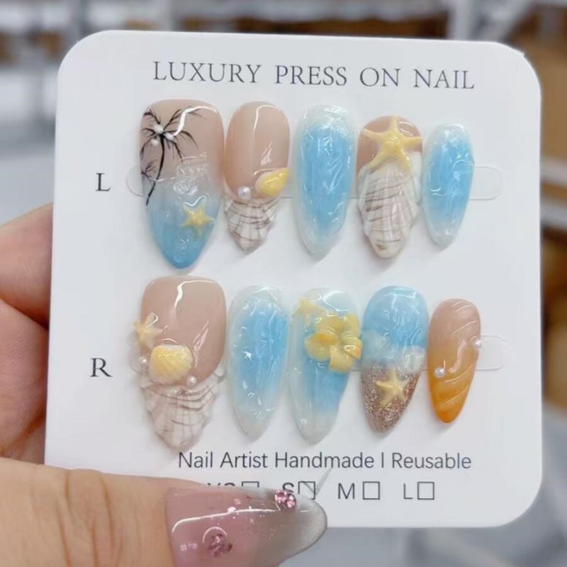 Artistic Floral and Star-Embellished Press-On Nail Set Kalsten