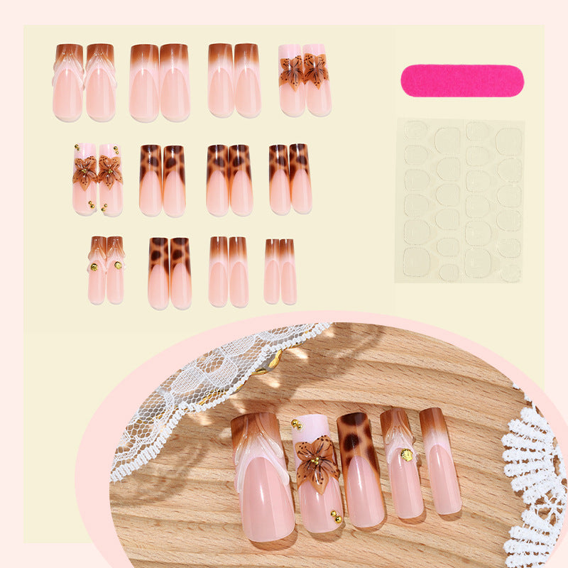 Elegant Floral Press-On Nail Set Kalsten