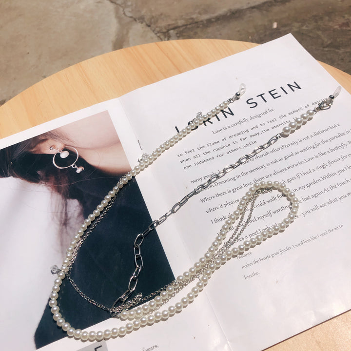 Elegant Pearl Accented Eyewear Chain Kalsten