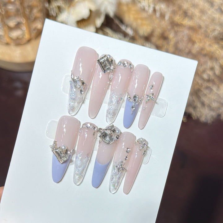 Elegant Stiletto Press-On Nail Art Set with Rhinestone Embellishments Kalsten