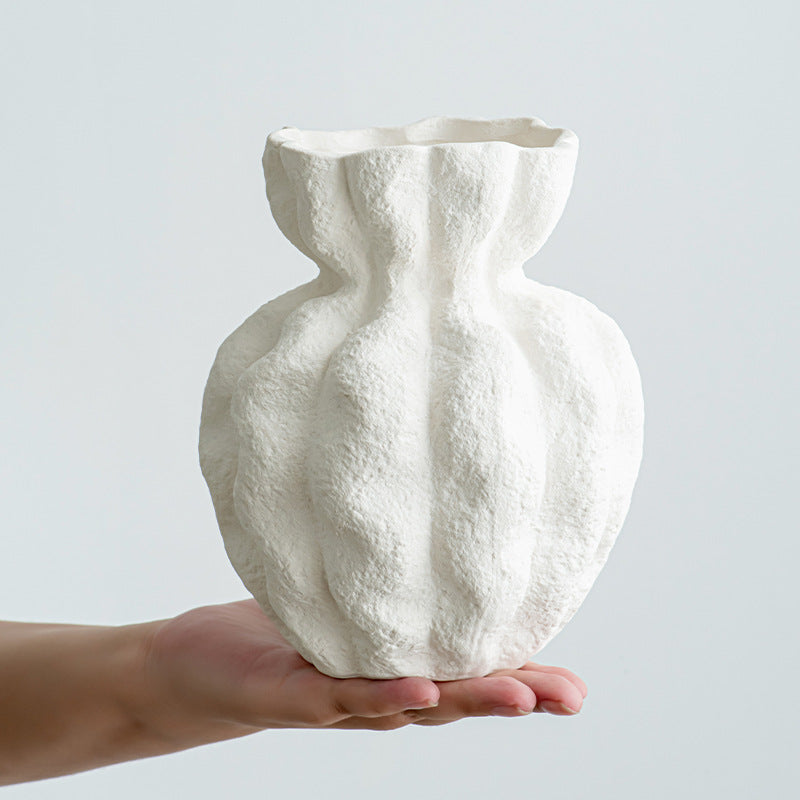 Elegant and modern flower vase Kalsten