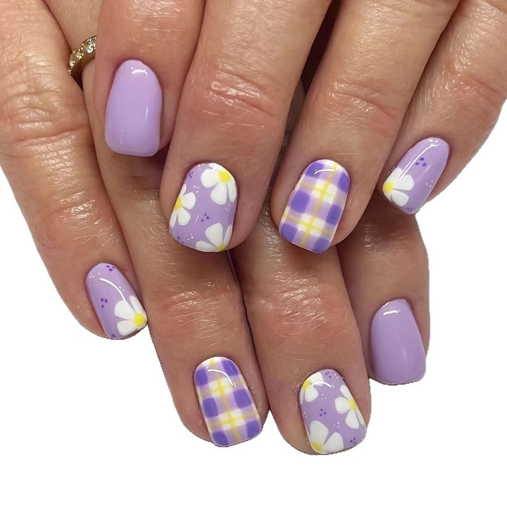 Floral-Themed Nail Art Set Kalsten