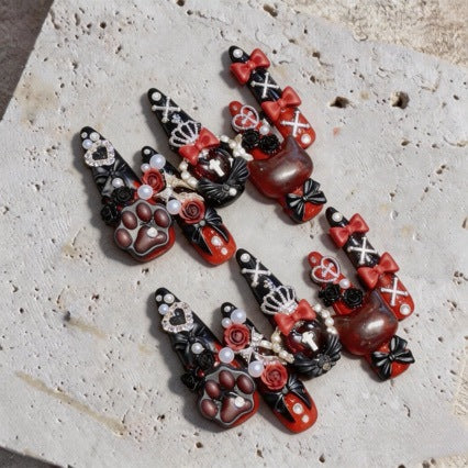 Gothic-Inspired Theatrical Press-On Nail Art Set