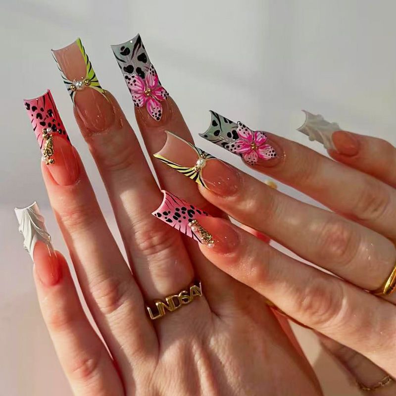 Artisan Decorative Nail Tips Kalsten