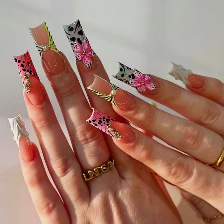 Artisan Decorative Nail Tips Kalsten