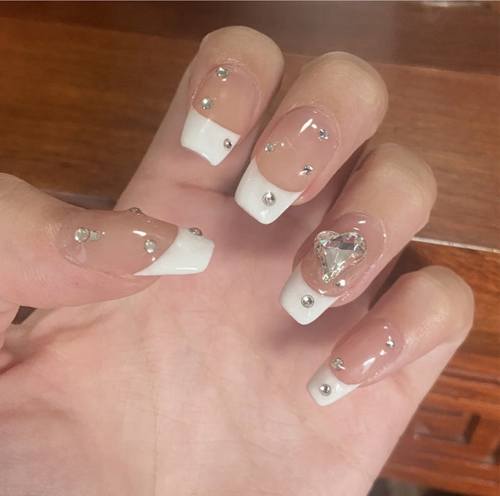 Elegant Rhinestone-Accent Press-On Nail Set