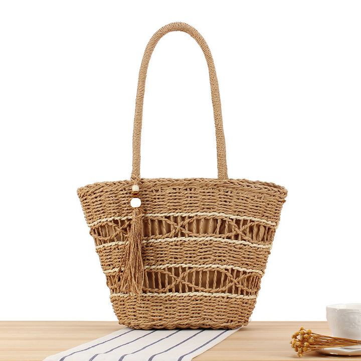 Handmade tote bag with decorative fringes Kalsten