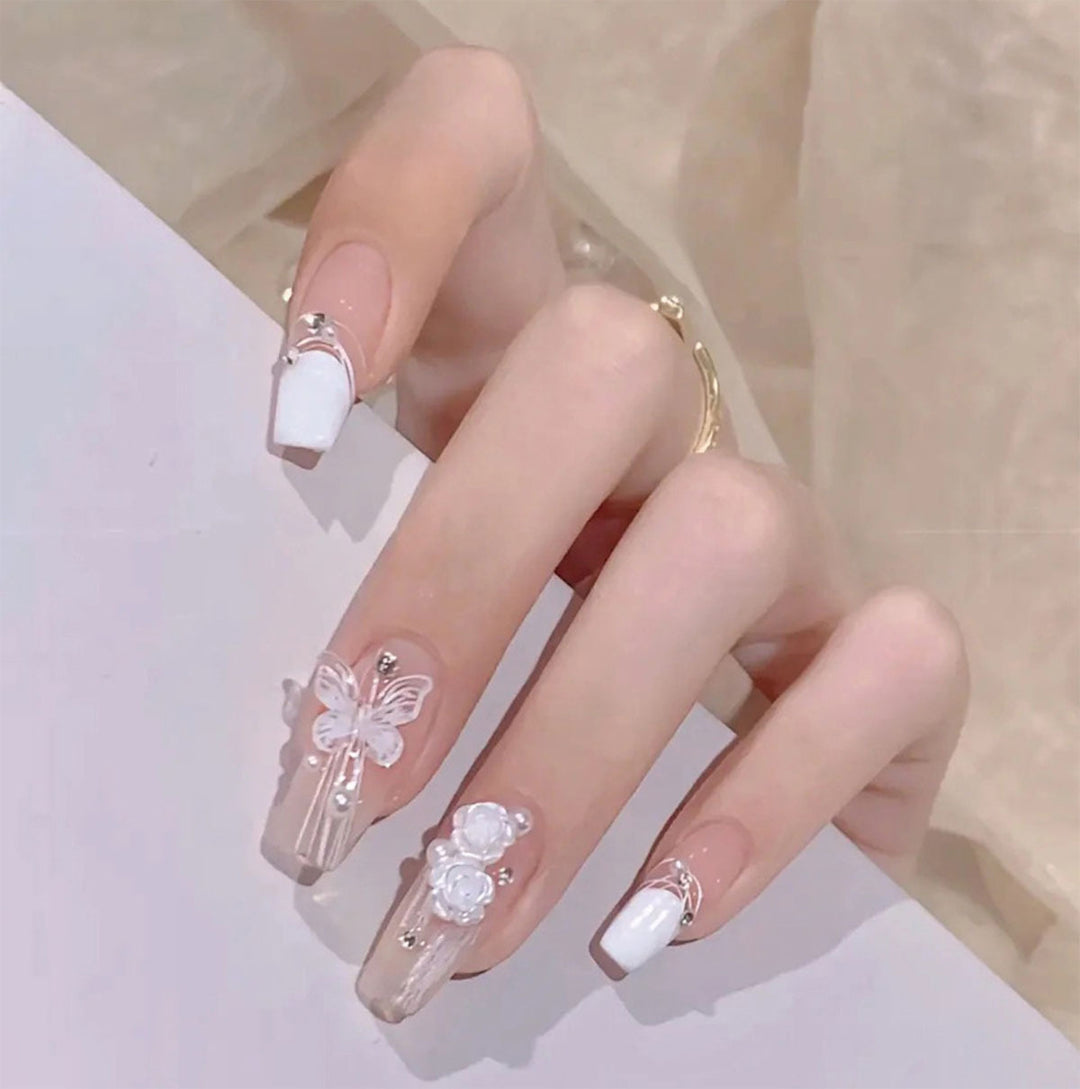 Elegant Floral Acrylic Nail Set