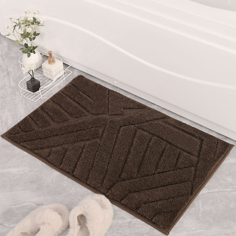 Plush Geometric Pattern Bath Mat