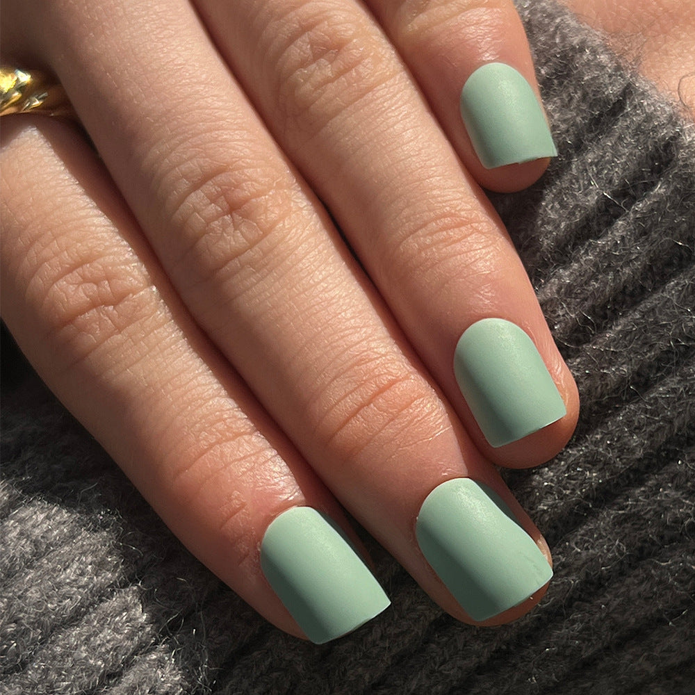 Artificial nail art with matte finish Kalsten