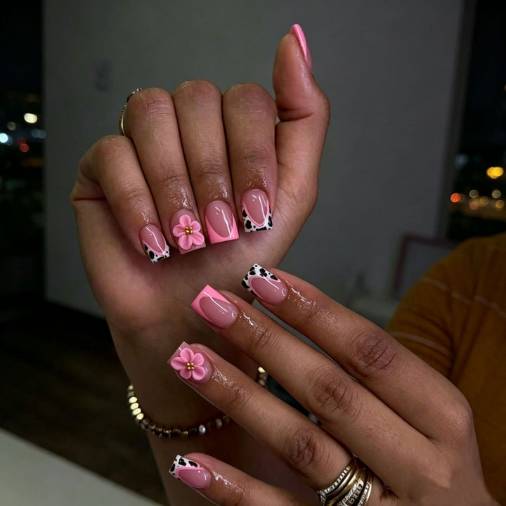 Elegant Press-On Nail Tips with Decorative Bow Kalsten