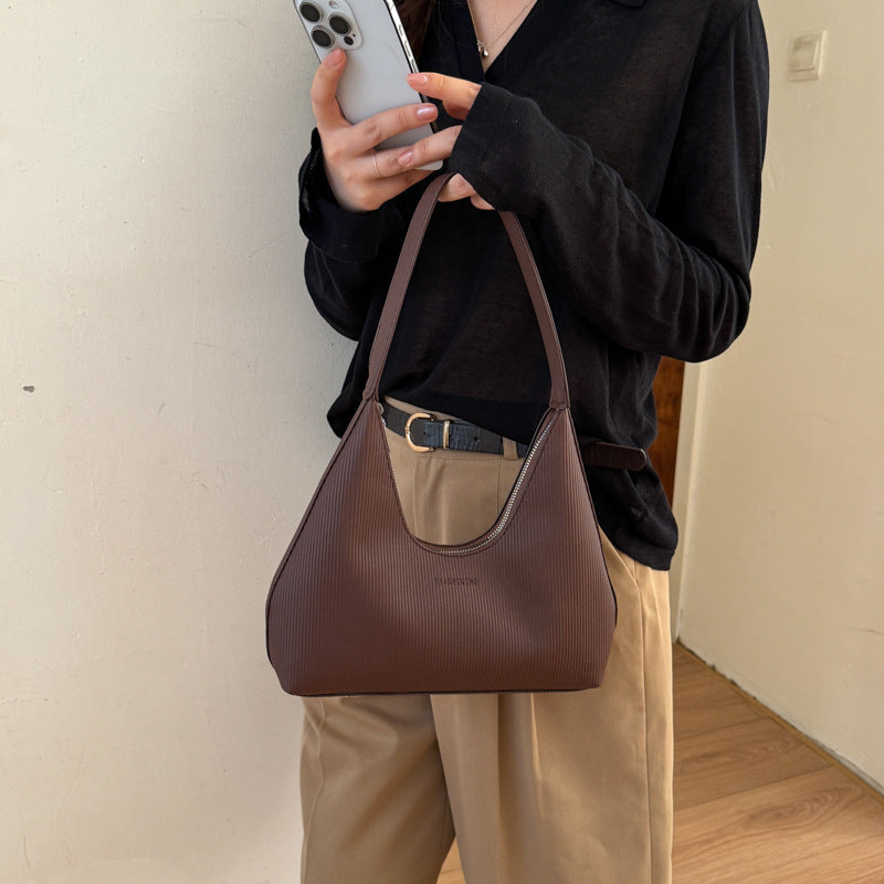 WoTextured Ribbed Hobo Handbag Kalsten
