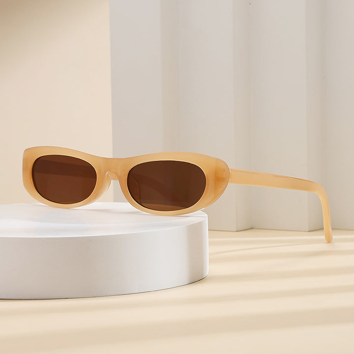 Ladies' fashionable sunglasses in elegant cat-eye style Kalsten