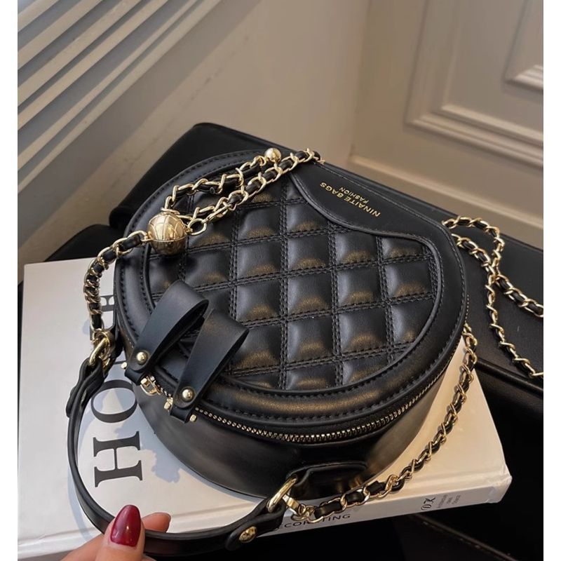 Quilted Round Crossbody Bag Kalsten