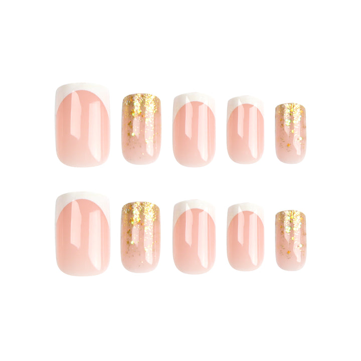 Glamorous nail extensions with sparkling accent Kalsten