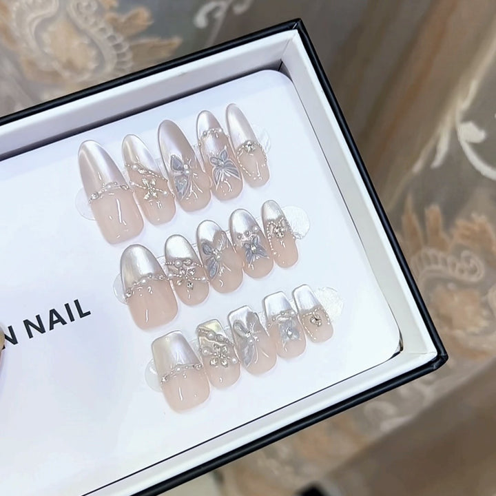 Elegant Press-On Nail Set with Embellished Accents Kalsten
