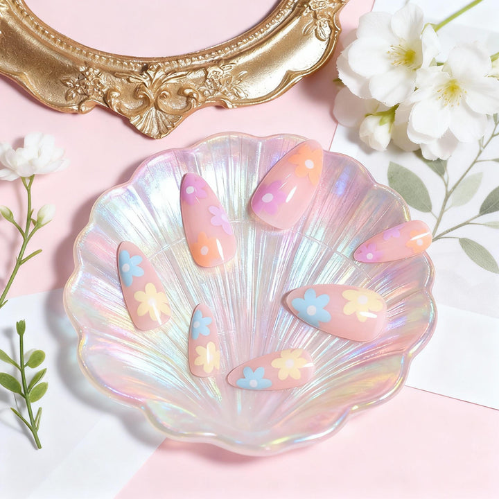 Floral-Themed Press-On Nail Design Kalsten