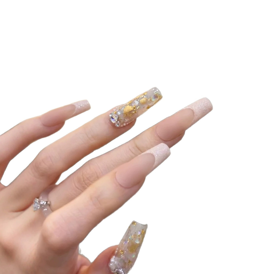 Luxurious Decorative Press-On Nail Set with Artistic Elements Kalsten