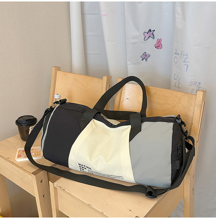 Sporty Functional Travel Duffel Bag Kalsten