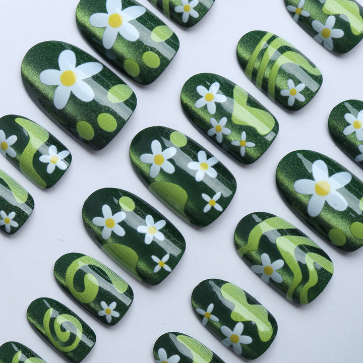 Artificial nails with floral and glittering accents Kalsten