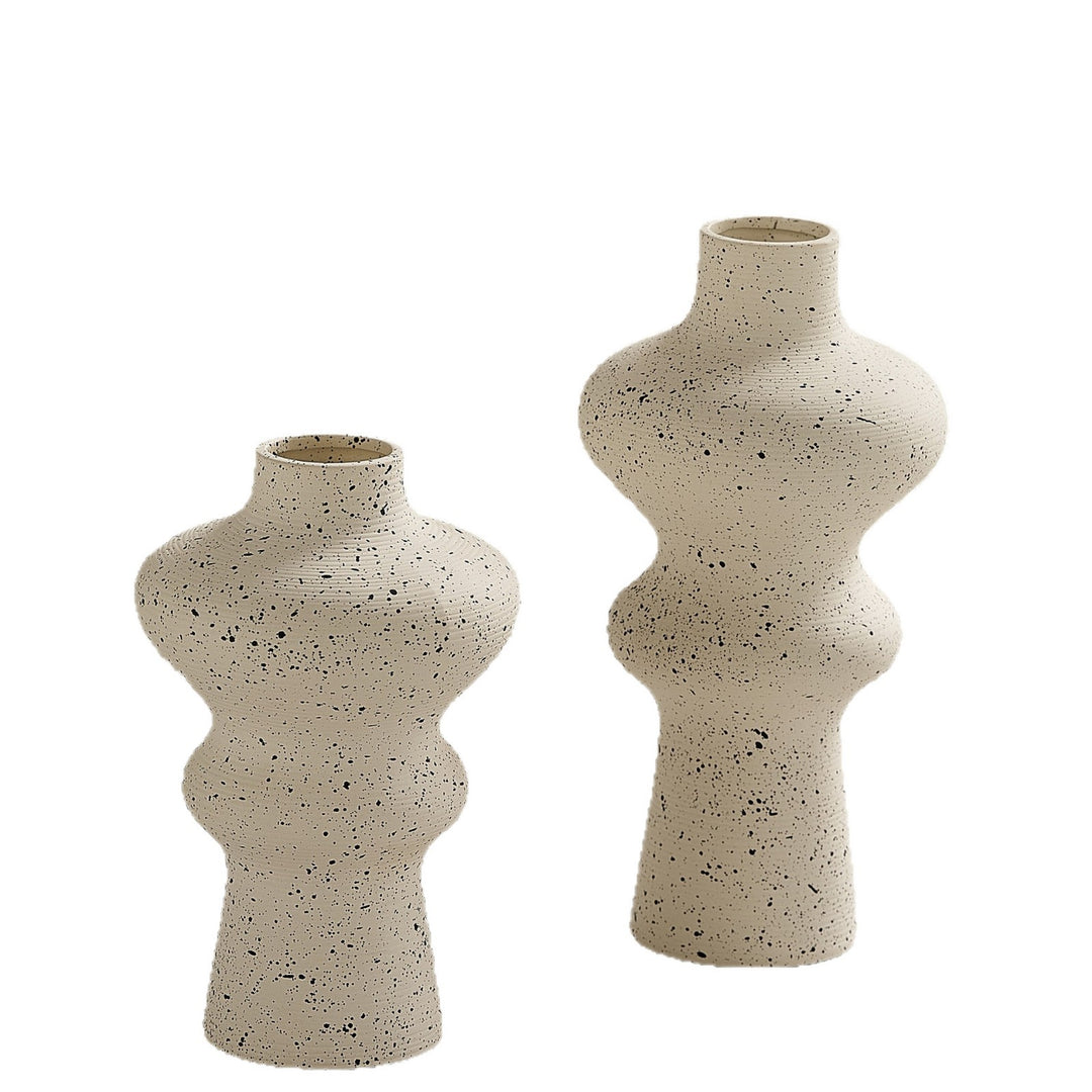 Elegant and Artistic Ceramic Vase Kalsten