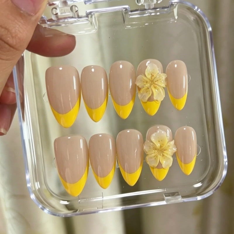 Nature-Themed Artistic Press-On Nail Set Kalsten