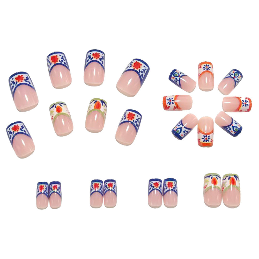 Artificial Nails in Elegant Floral Designs Kalsten