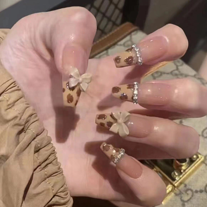 Decorative Press-On Nail Art with Elegant Black Tips Kalsten