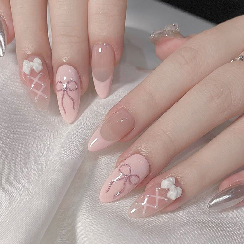 Nail art with refined bow designs Kalsten