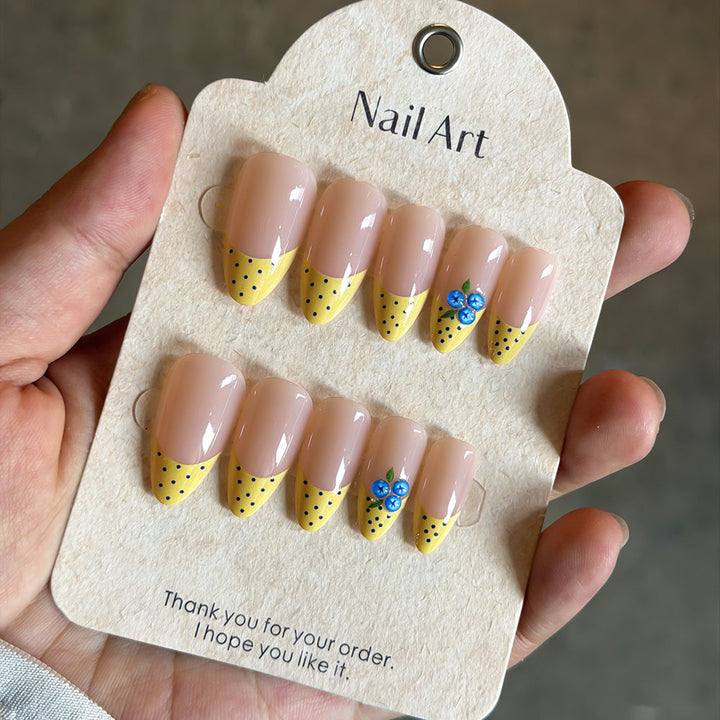 Decorative Press-On Nail Art Set Kalsten
