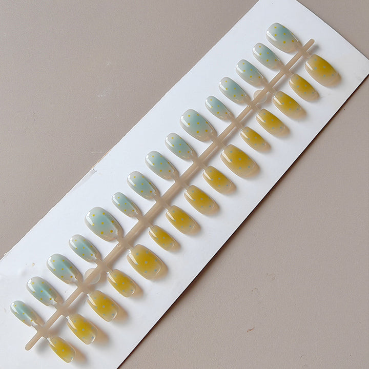 Artificial Nails in Modern Design Kalsten