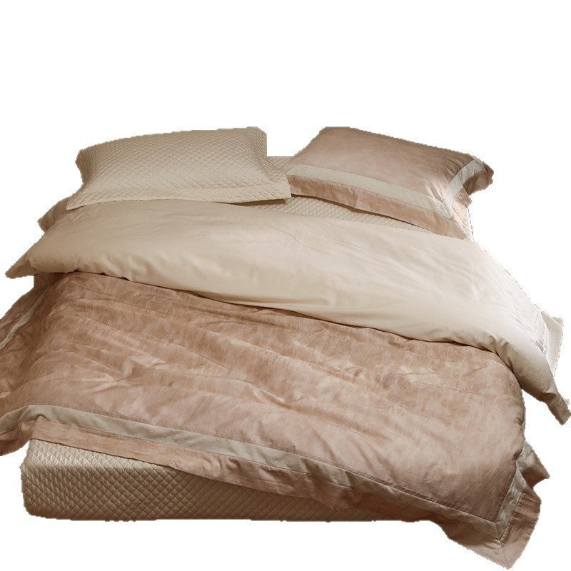 Bedding set made of cotton percale with a light crinkle texture and decorative ruffle