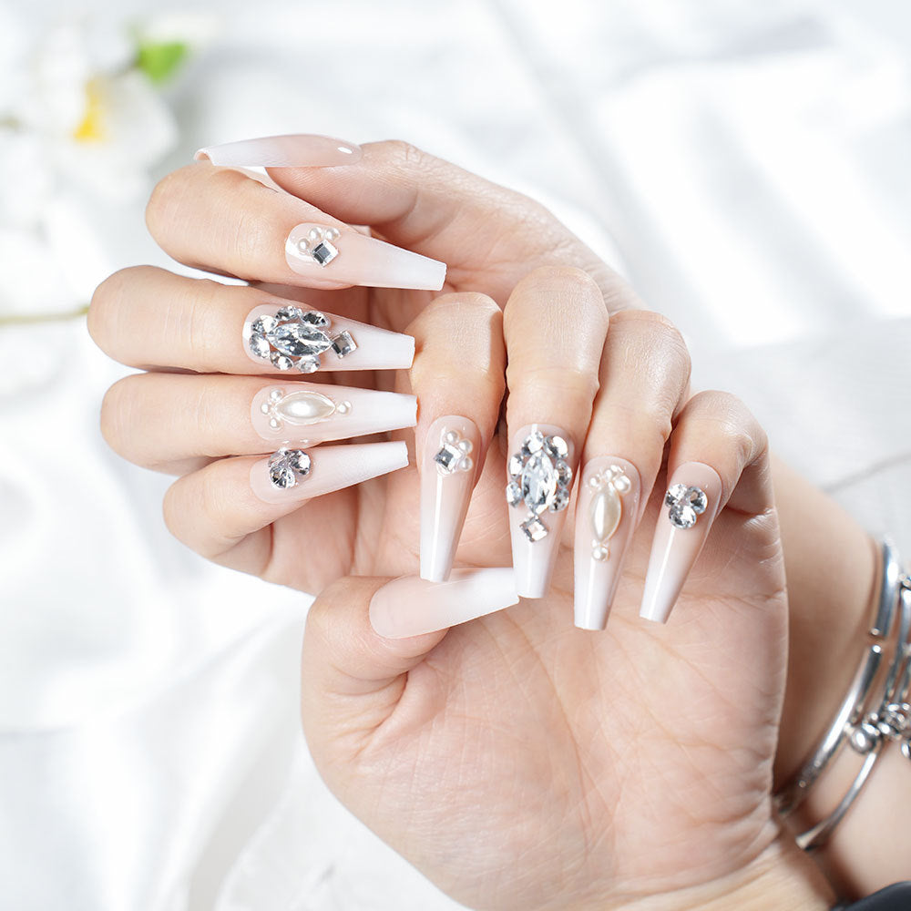 Glamorous Crystal Embellished Press-On Nail Set Kalsten