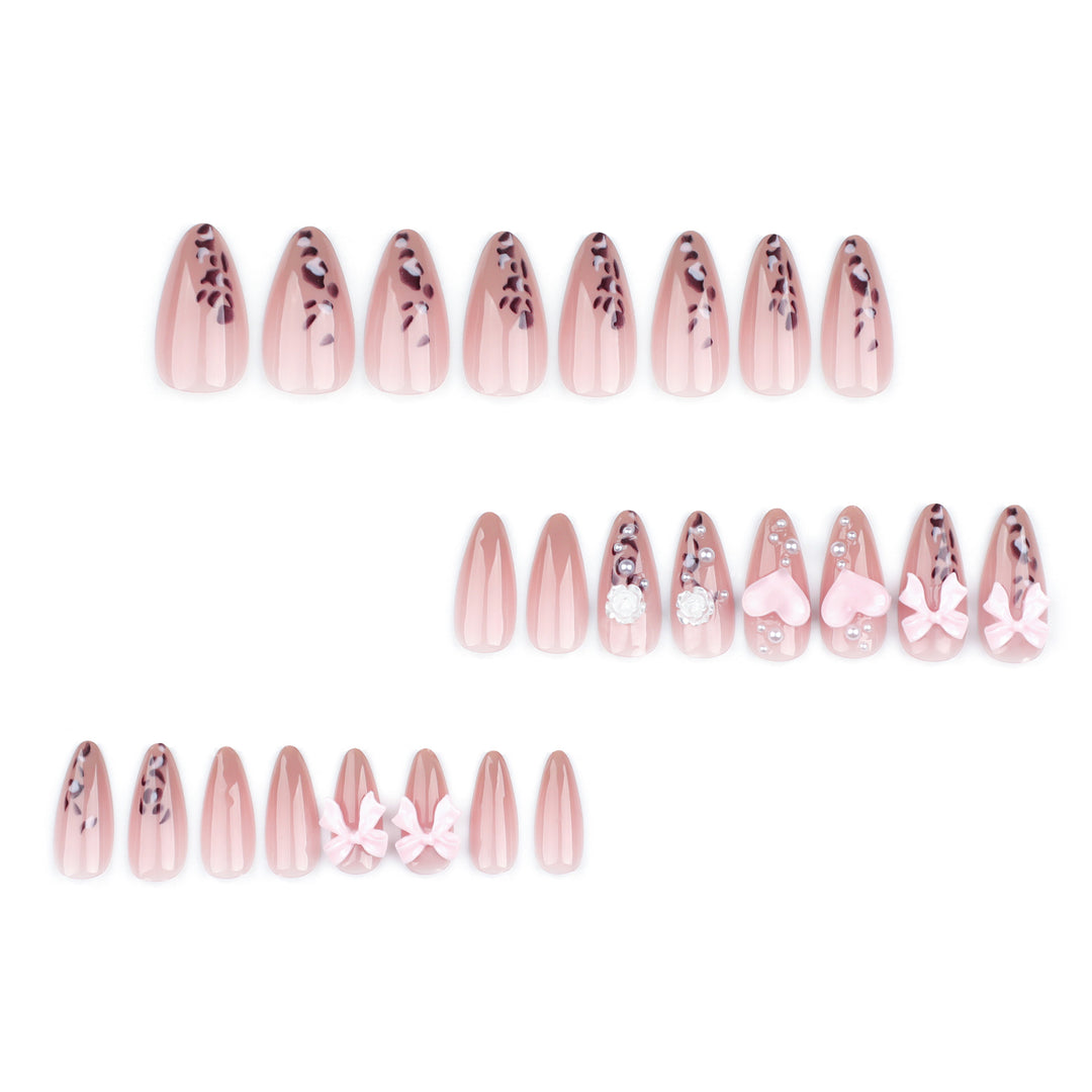 Artful nail extensions with decorative 3D designs Kalsten