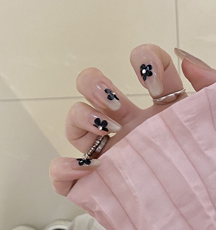 Artistic Press-On Nail Set with Unique Bow Designs Kalsten