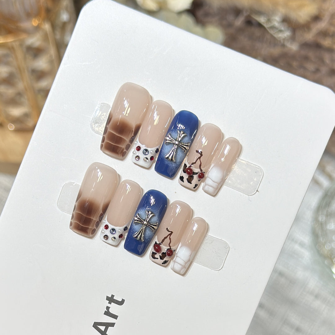 Decorative Press-On Nail Art Set with Unique Graphic Designs Kalsten