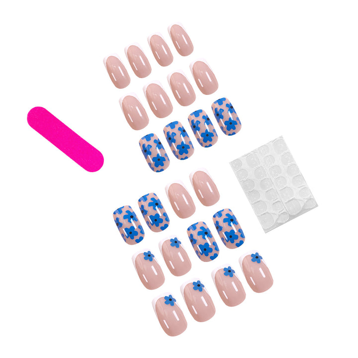 Exquisite nail design with floral accents Kalsten