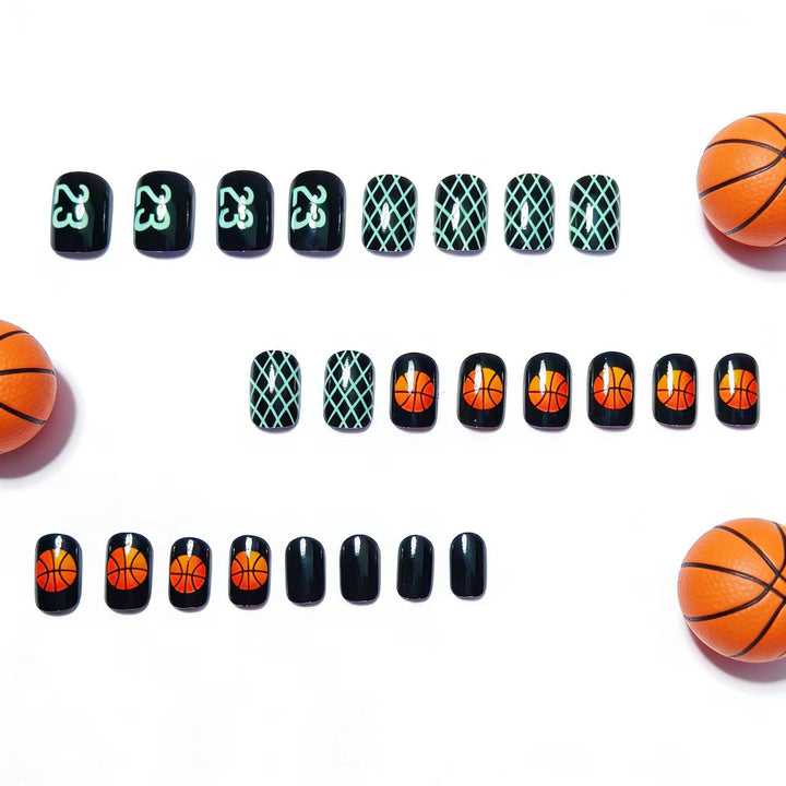 Sporty Nail Art Kalsten