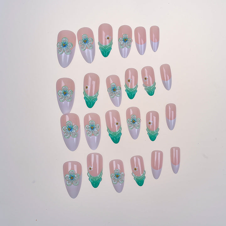 Floral-Embellished Press-On Nail Set Kalsten