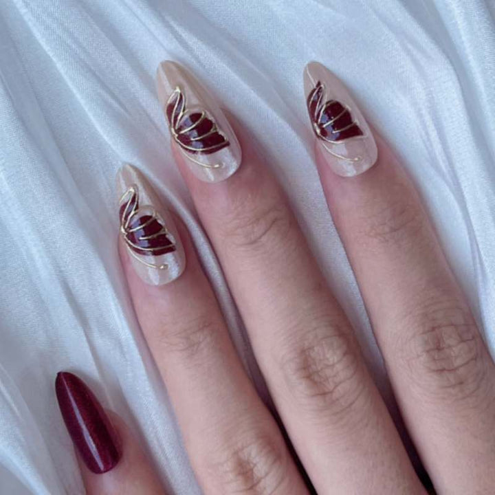 Artistic Heart-Accented Press-On Nail Set Kalsten