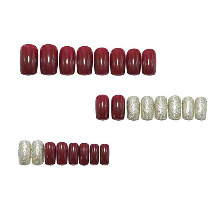 Glamorous artificial nails with metallic effects Kalsten