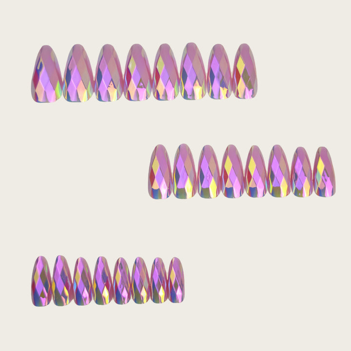Artificial nails in elegant crystal design Kalsten