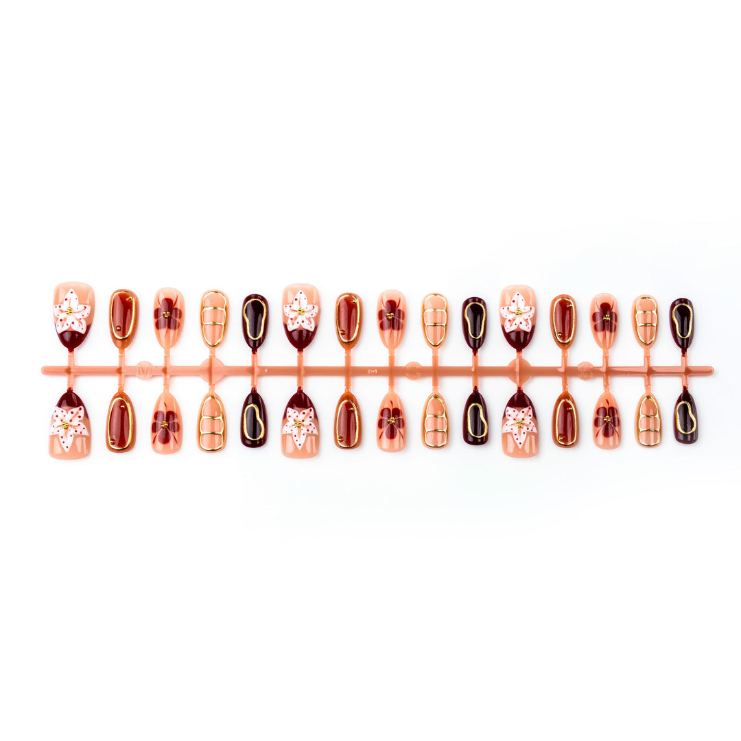 Elegant Floral Press-On Nails Set