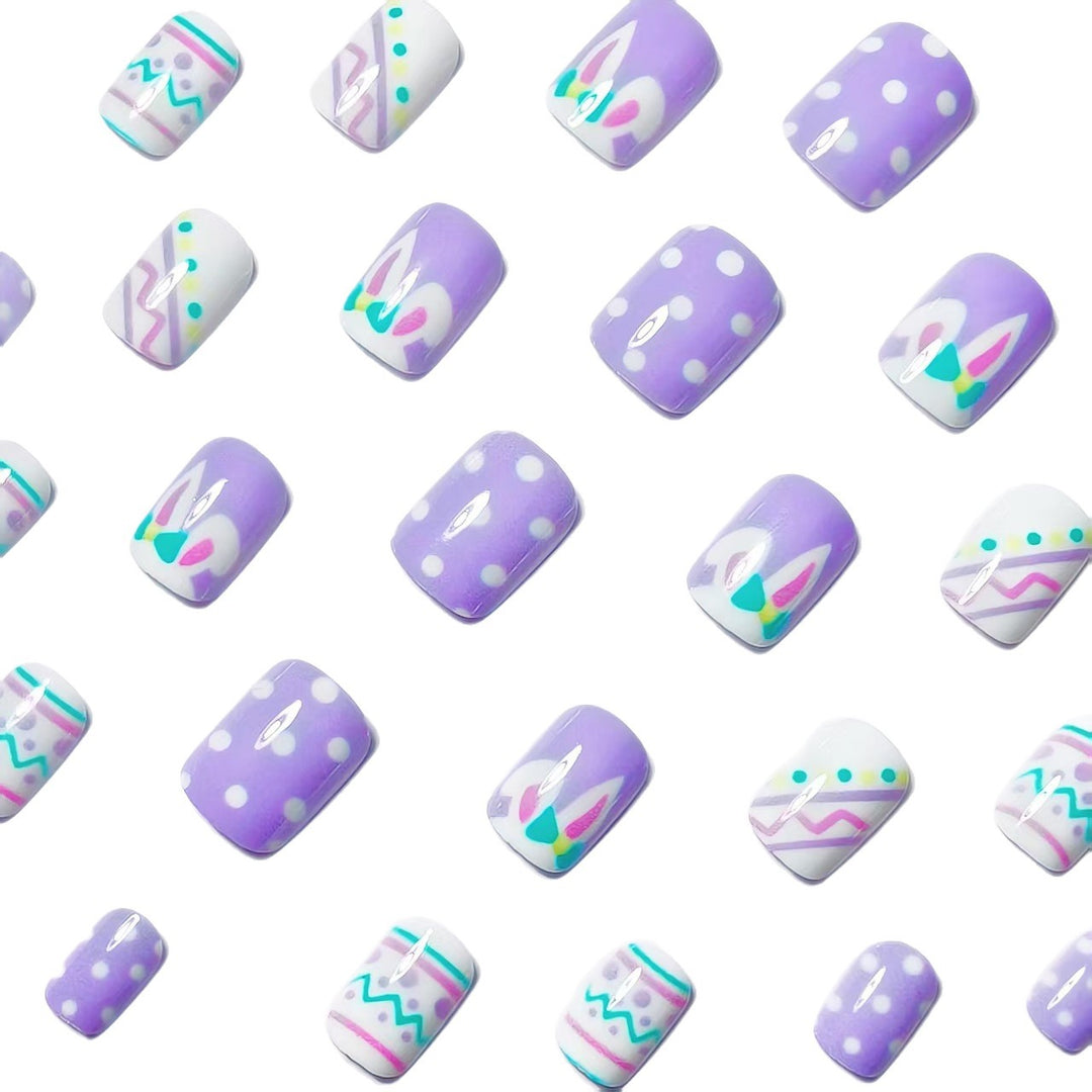 Artificial nails in creative Easter design Kalsten