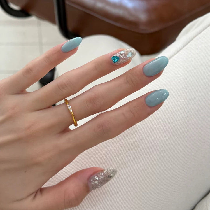 Premium Decorative Press-On Nail Set with Glitter and Gem Accents Kalsten