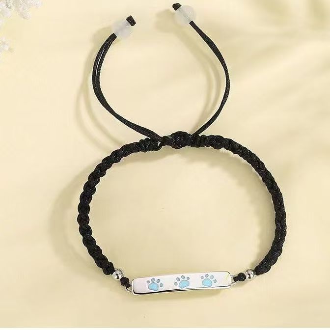 Cute Cat-Themed Charm Bracelet Kalsten