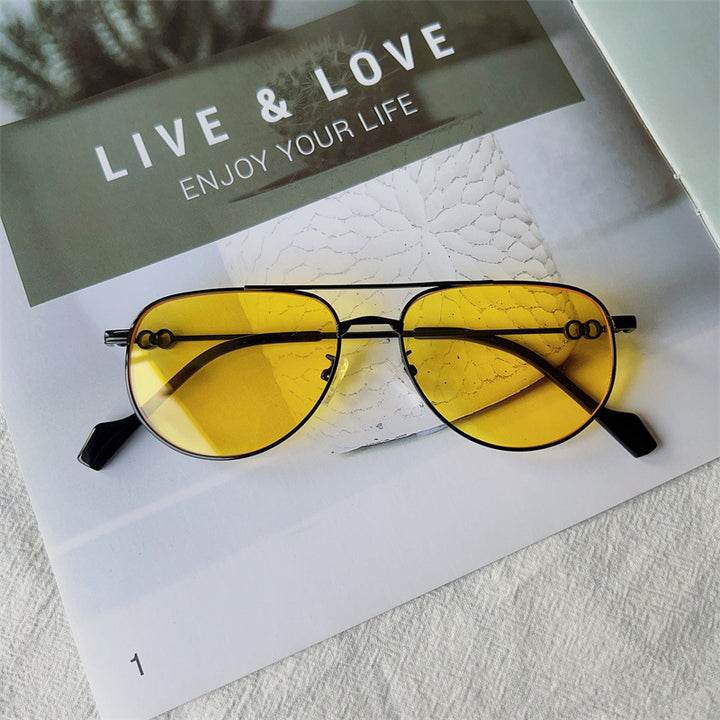 Vintage-Inspired Aviator Sunglasses Kalsten