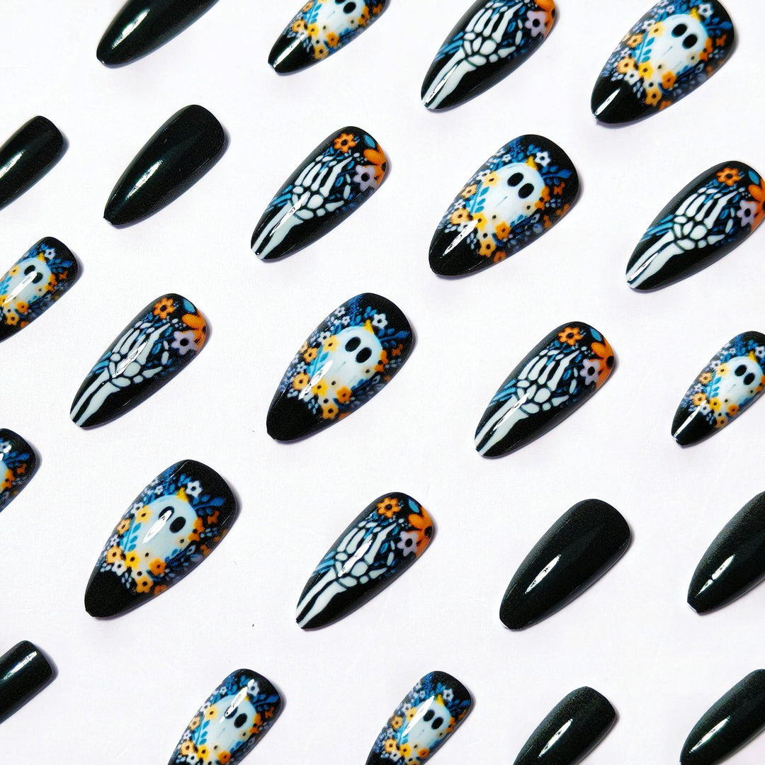 Art Nails in Creative Skull Design Kalsten